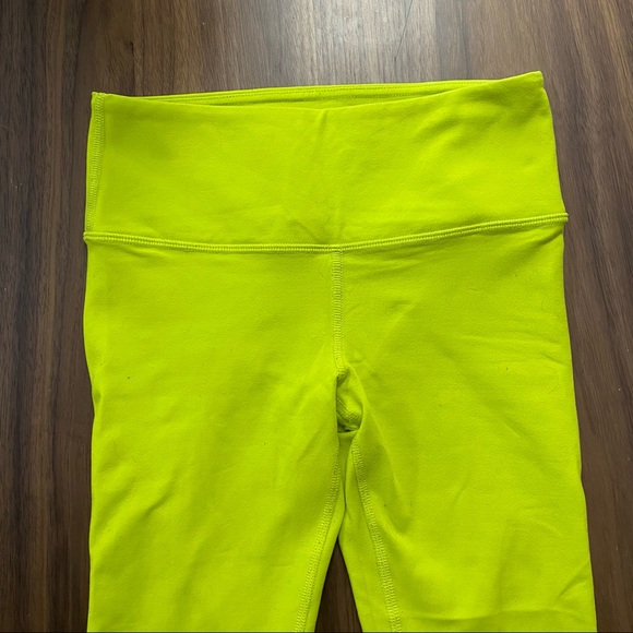 Alo Yoga Neon Yellow Capri Leggings - Picture 4 of 7